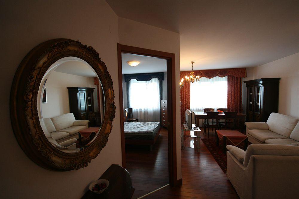Lucka Residence Varsavia Esterno foto